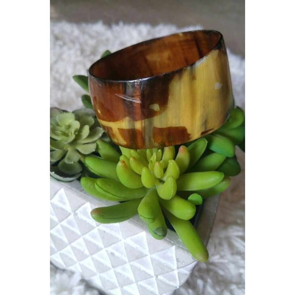 đšâď¸ African bone bracelets - Picture 5 of 8